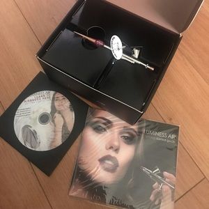 NEW, Luminess AirBrush Makeup System W/CD